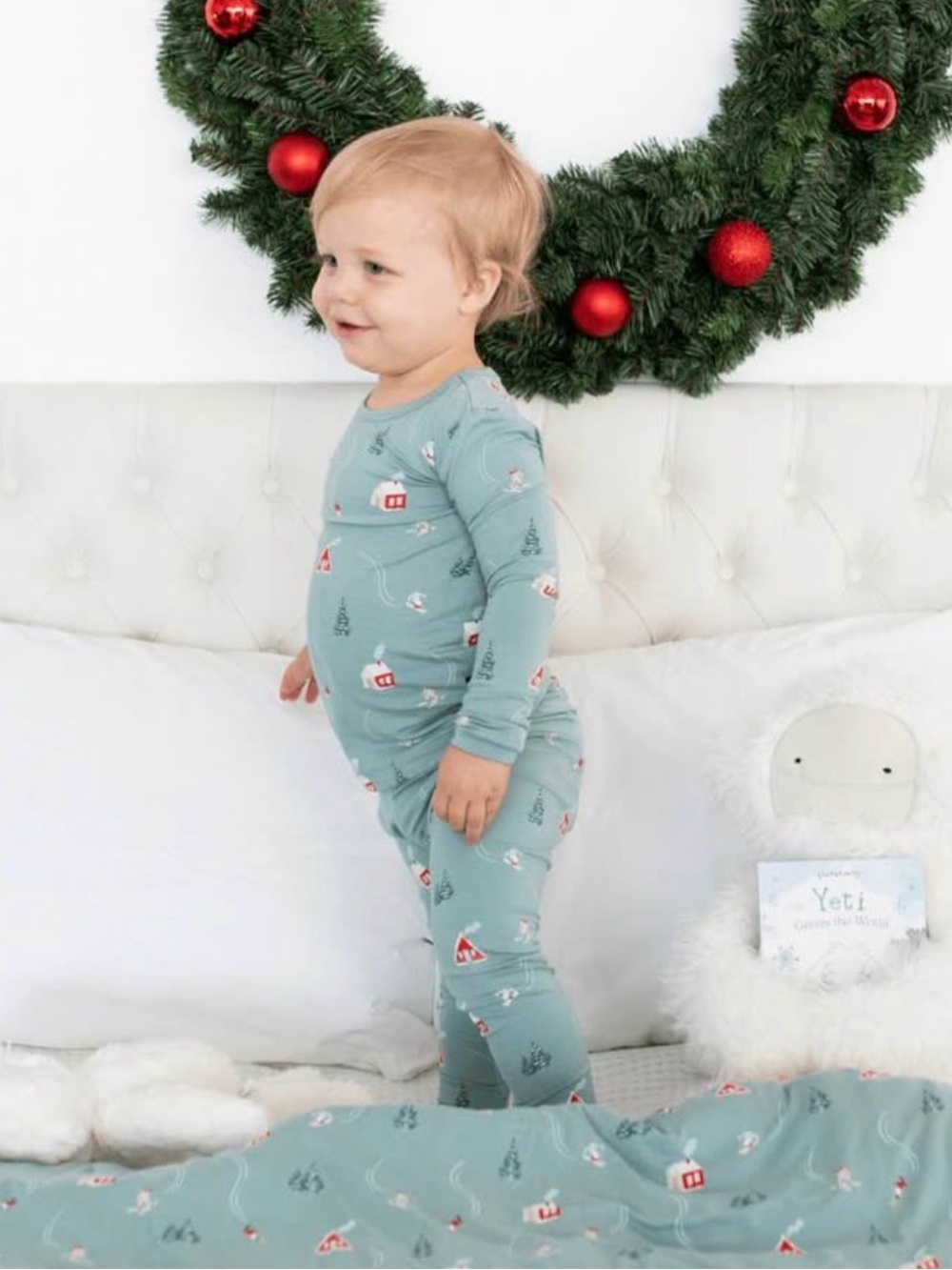 New Kyte Baby Alpine Village PJs Size 2T